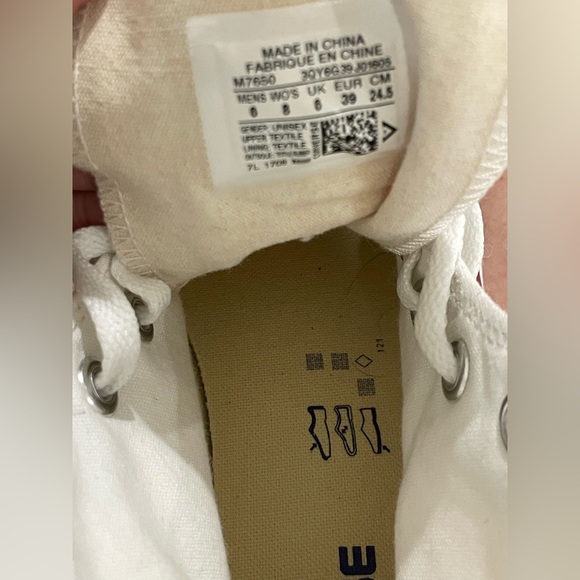 Converse All Star Classic High Top White Size 8 Women’s - Picture 7 of 11